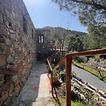 Chaletu Fikardou Phicardou
