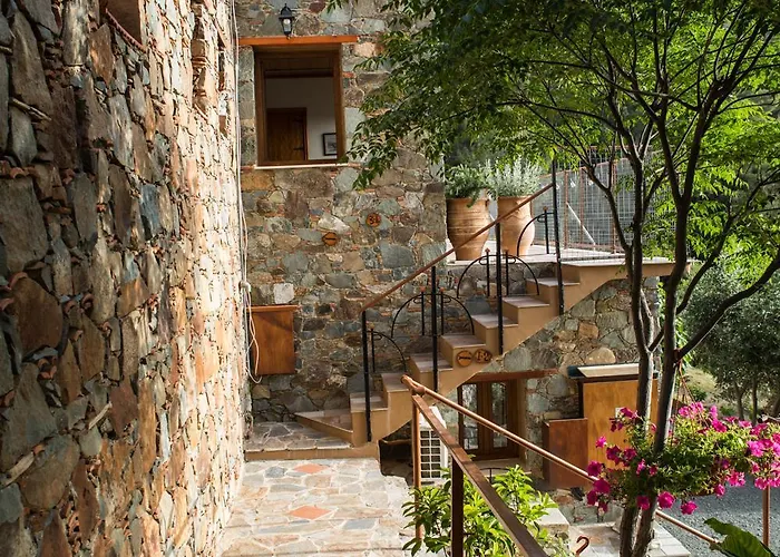 Fikardou Domek alpejski