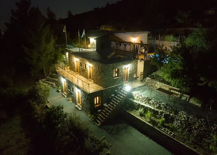 Fikardou Domek alpejski *