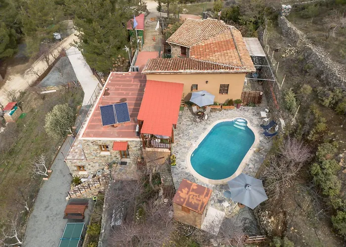 Fikardou Domek alpejski *