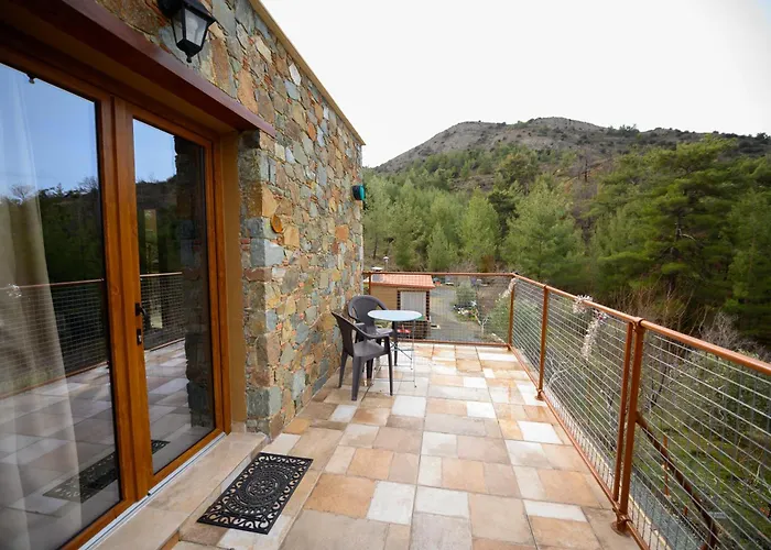 Fikardou * Phicardou